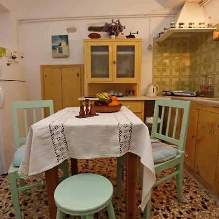 Bougainvillea House Apartman *