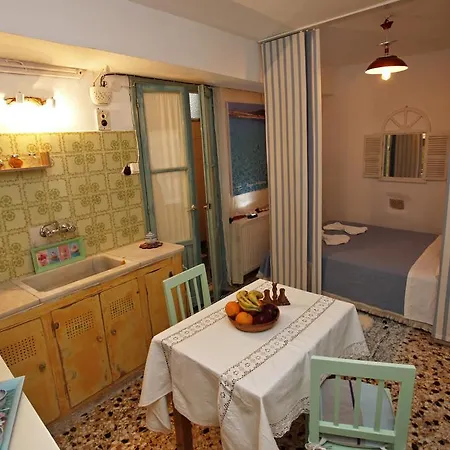 Apartman Bougainvillea House *
