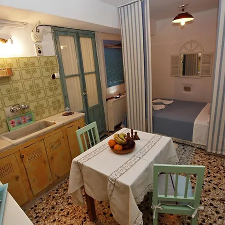 Bougainvillea House Párosz