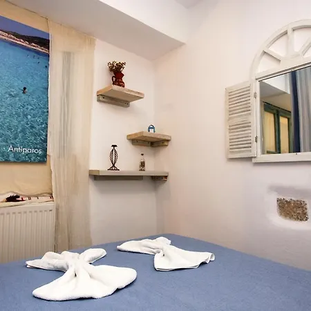 Apartman Bougainvillea House Párosz