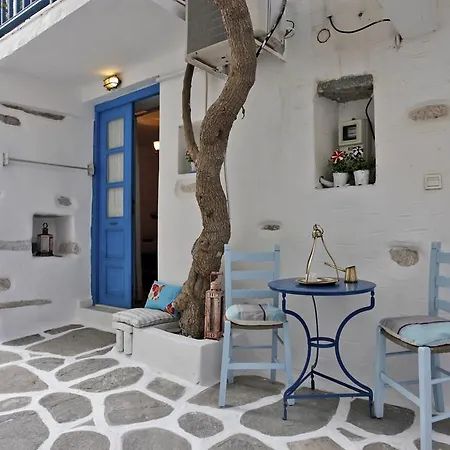 Apartman Bougainvillea House Párosz