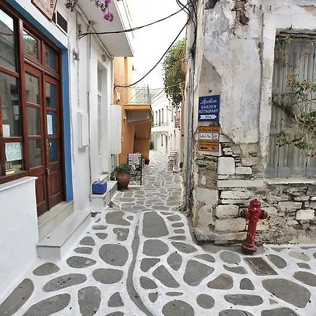 Apartman Bougainvillea House