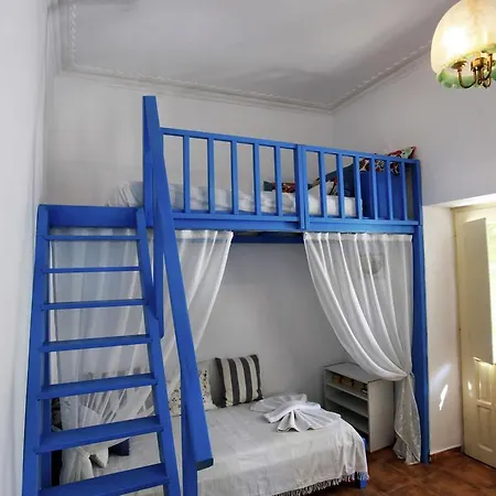 Bougainvillea House * Párosz