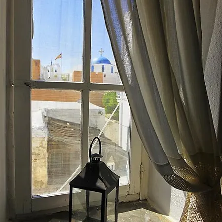 Bougainvillea House Apartman Párosz
