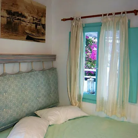 Apartman Bougainvillea House