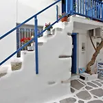 Bougainvillea House Apartmán *