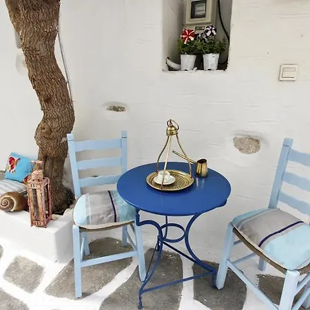 Apartment Bougainvillea House *
